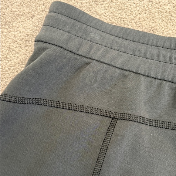 Lululemon Athletica Softstreme High Rise Shorts - 4” - Picture 3 of 3